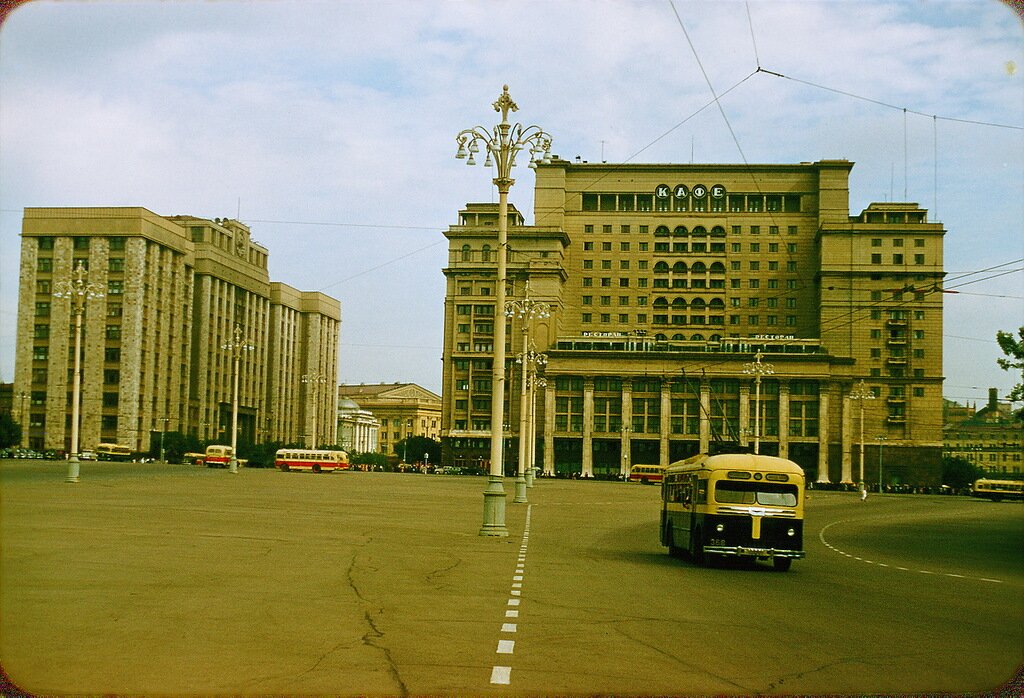 Москва 1956 года в фотографиях Жака Дюпакье