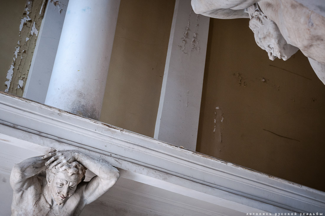 Усадьба Покровское-Стрешнево, интерьеры главного дома, пожар в оранжерее