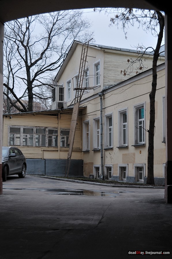 усадьба A. M. Полторацкого (Сабашниковых), Б. Левшинский пер., 6