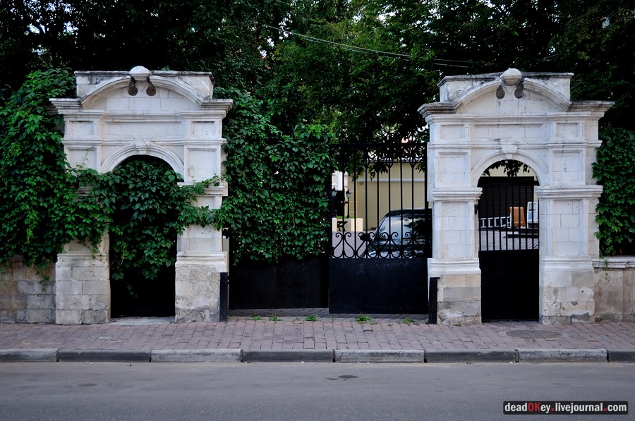 усадьба С.С. Солодовникова, Москва, ул. Гончарная д.18