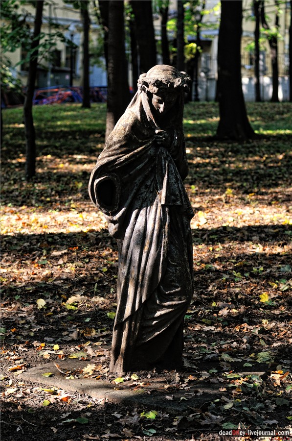 усадьба Высокие Горы (Усачевых-Найденовых), Москва, Земляной Вал, 53