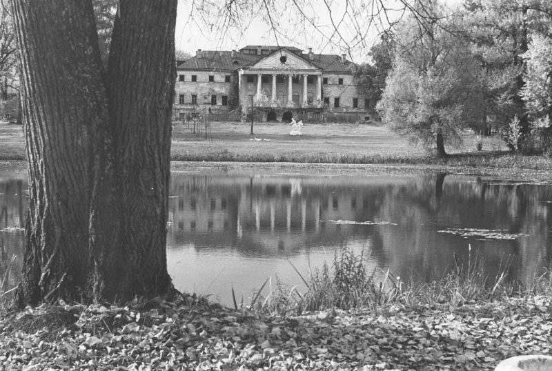 старые фотографии с выставки ОИРУ.