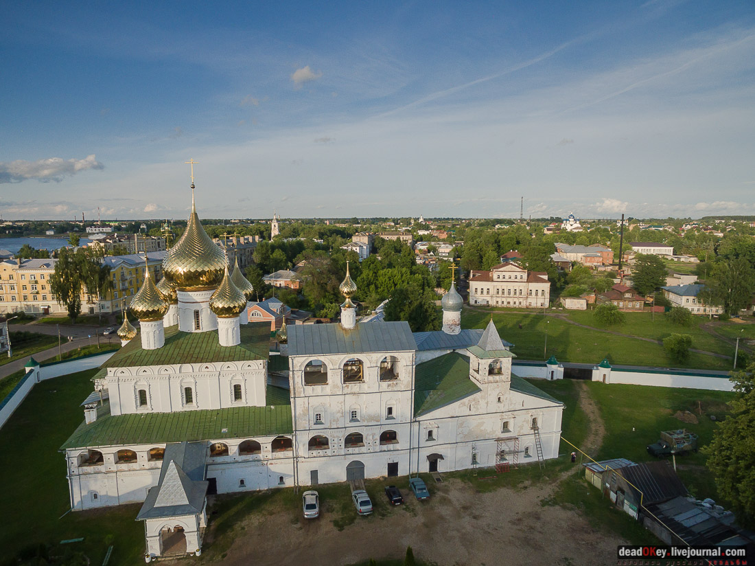 монастыри Углича с квадрокоптера