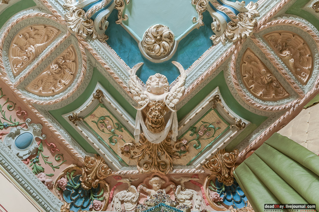 Интерьеры усадеб с цветами. С 8 марта