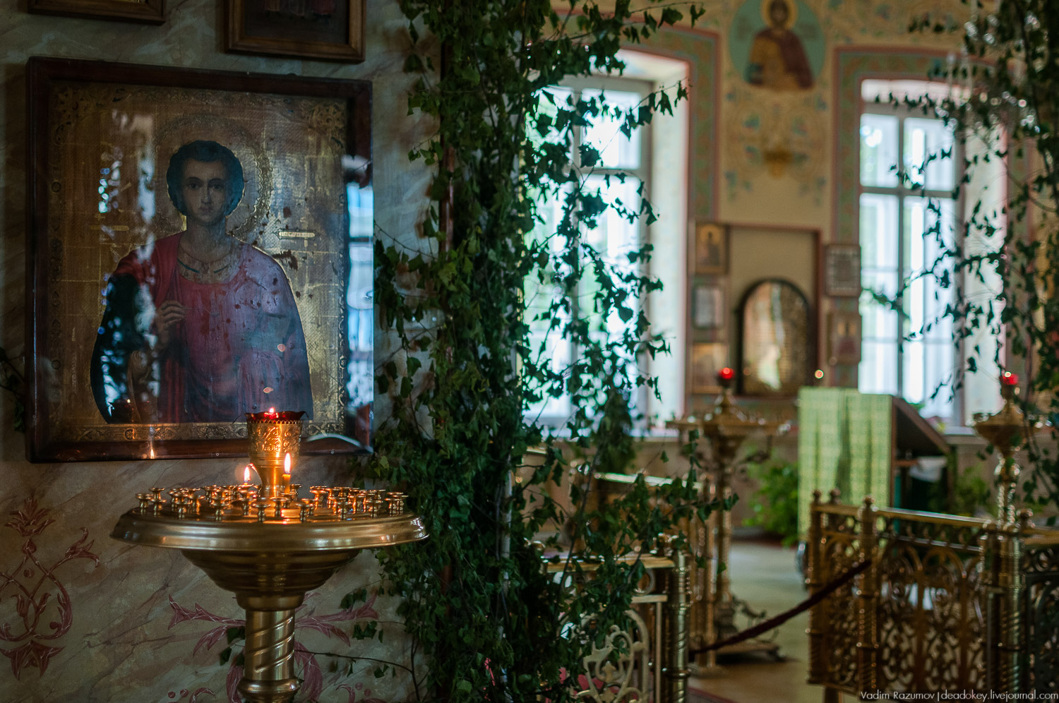 Храм в честь Свв.мчч. Флора и Лавра на Зацепе, Москва