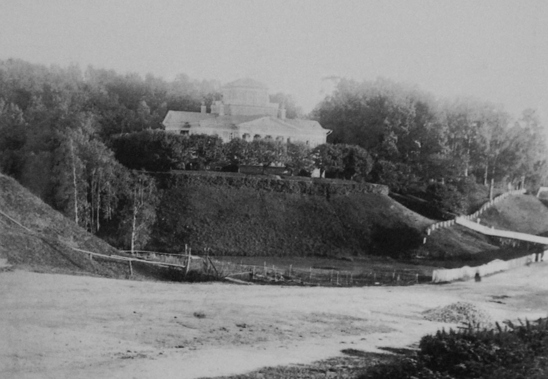 Дайджест по аудиогидам izi.TRAVEL #11. Лучшие гиды по усадьбам