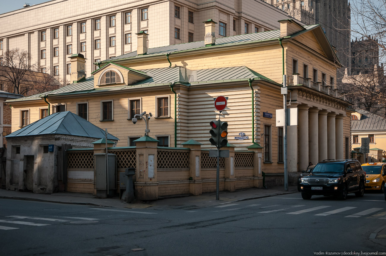 Дом Поливанова, Денежников переулок, эммерсивный театр