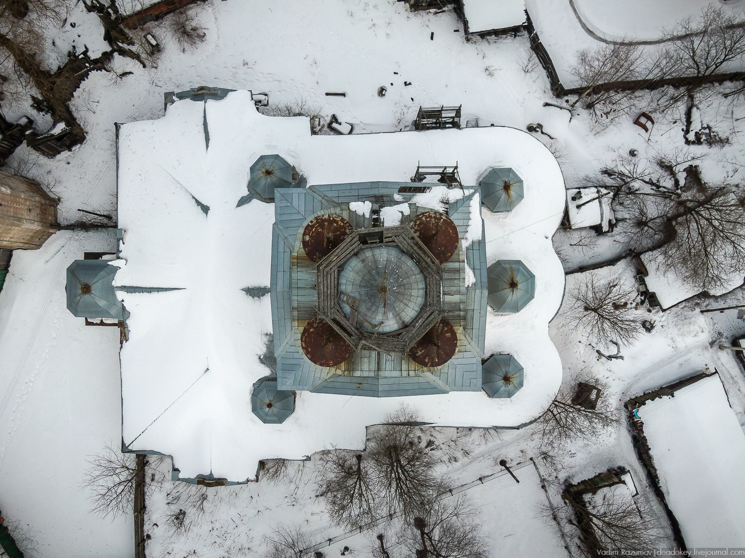 Осташков, Троицкий монастырь