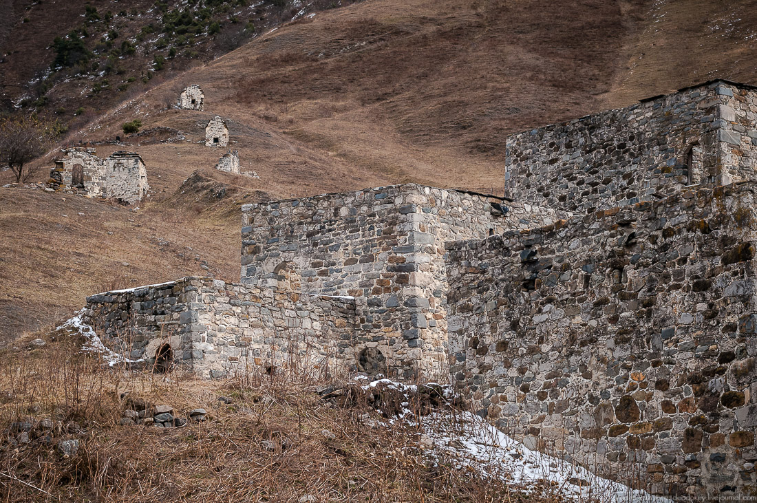 Башенный комплекс ЭРЗИ, Ингушетия, Джейрахское ущелье.