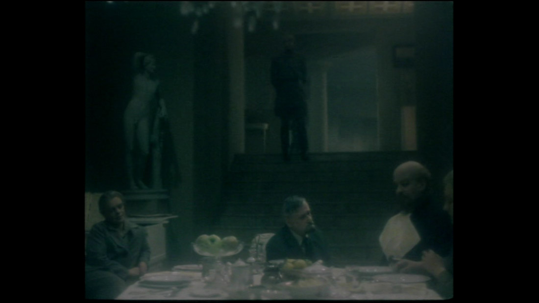 Фильм Телец (2000), часть 2, Горки Ленинские, Московская область, Ленинский район.