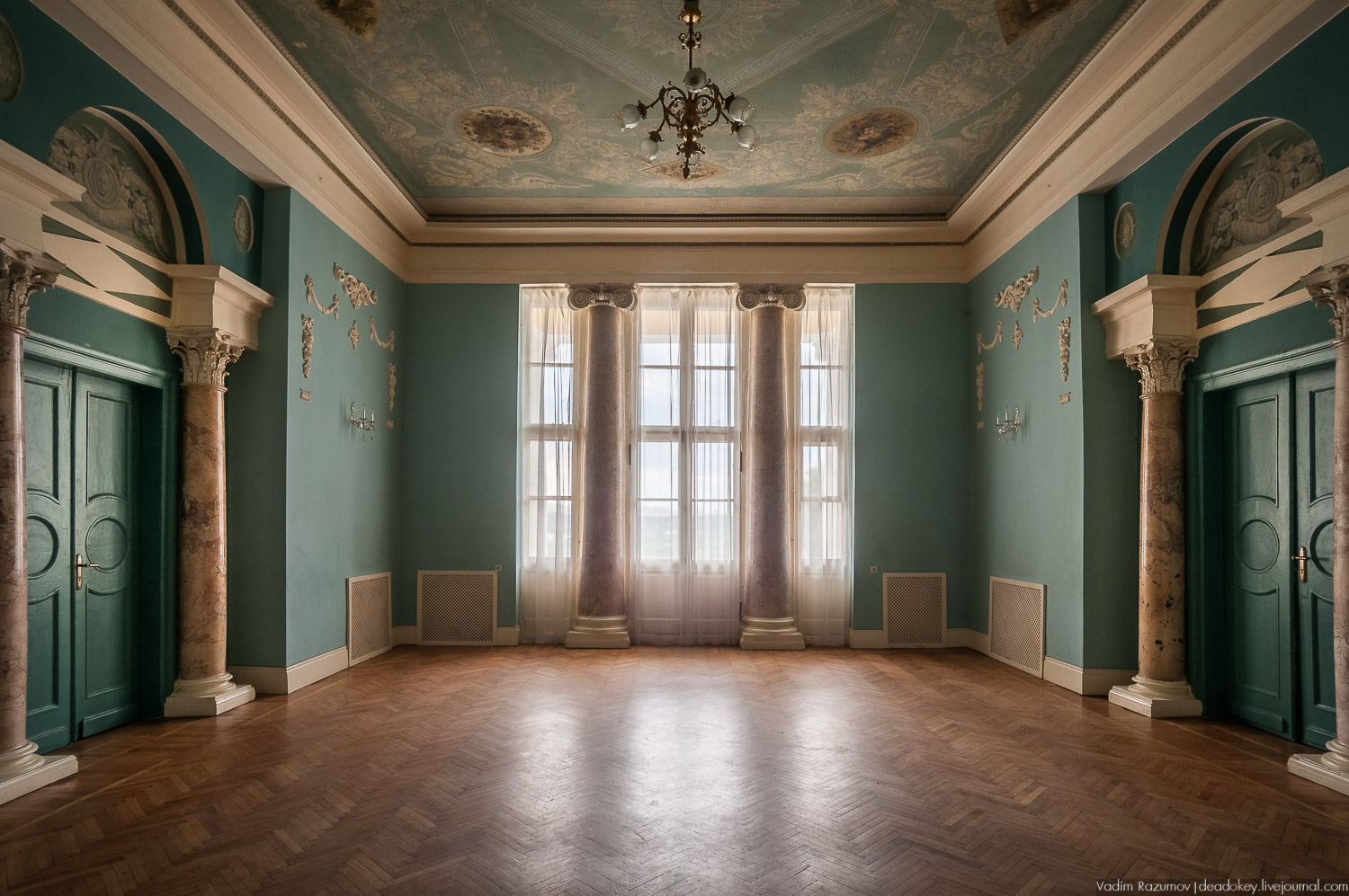 усадьба Братцево, Москва, интерьеры главного дома