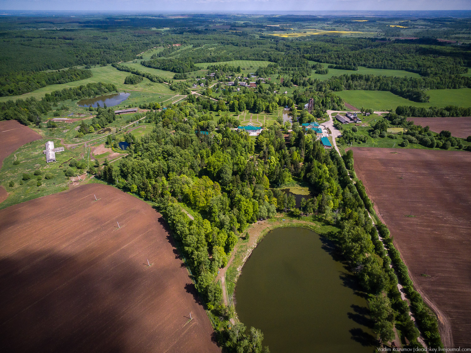 усадьба Воронино с дрона, квадрокоптера, Ярославская область, Ростовский район
