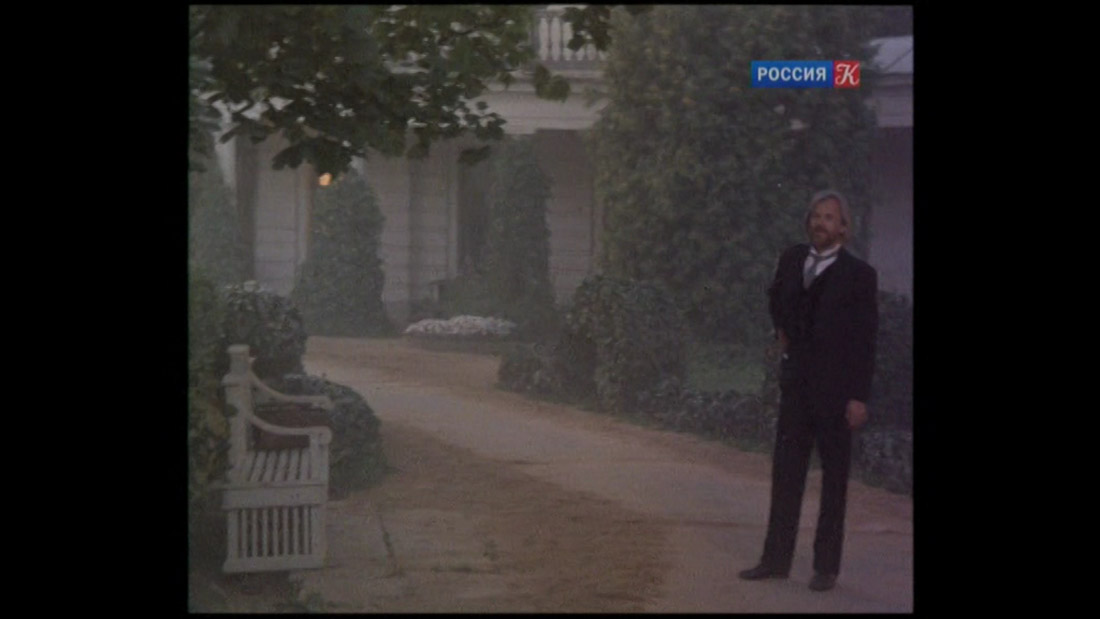 фильм Черный монах (1988), усадьба Середниково, Московская область, Солнечногорский район.