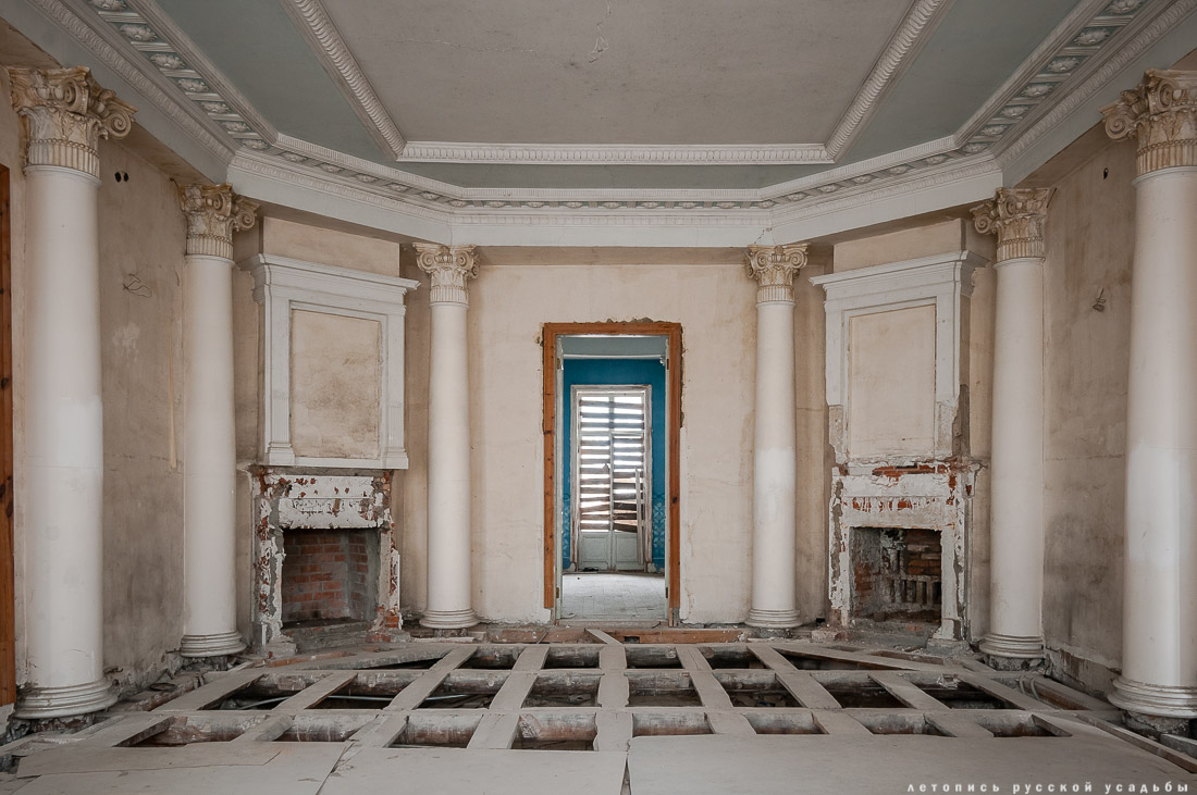 Усадьба Покровское-Стрешнево, интерьеры главного дома, пожар в оранжерее