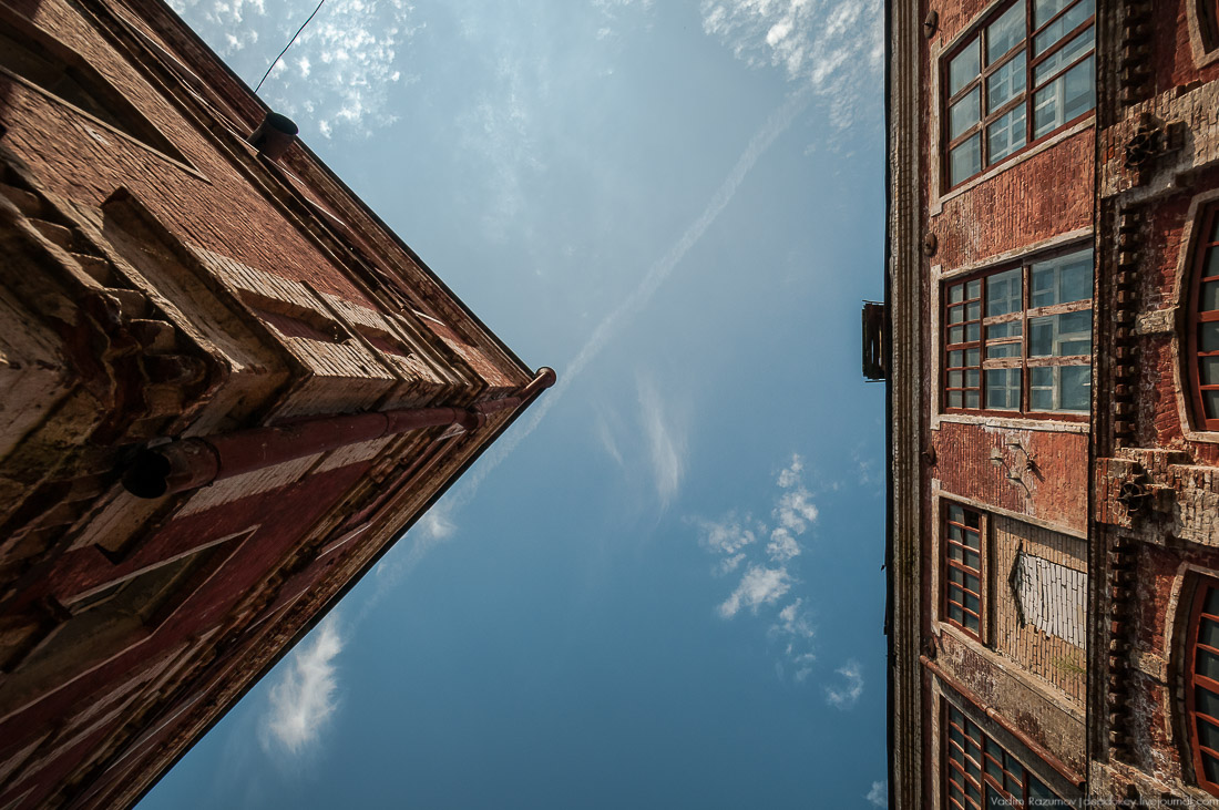 Шерстоткацкая и шелкоткацкая платочно-набивная фабрика братьев Кудиных, Московская обл., Павловский Посад, мкр. Городок.