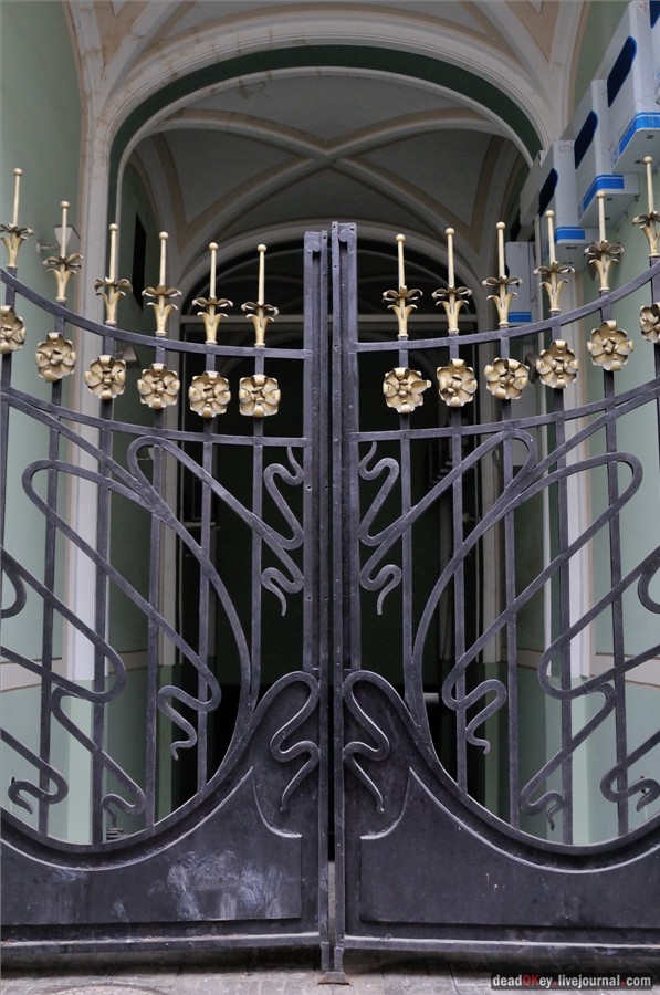 Торговый дом князя А.Н. Голицына, 1901, архитектор А.Ф. Мейснер, Большой Черкасский пер., 9