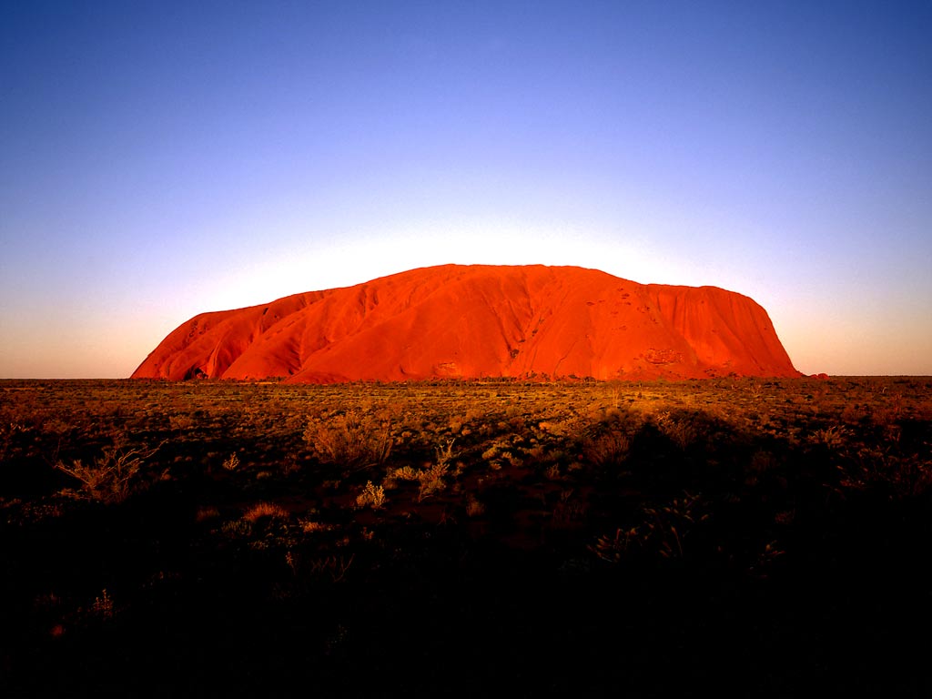 http://www.pictinas.com/tomi/geo/images/ayersrock.jpg