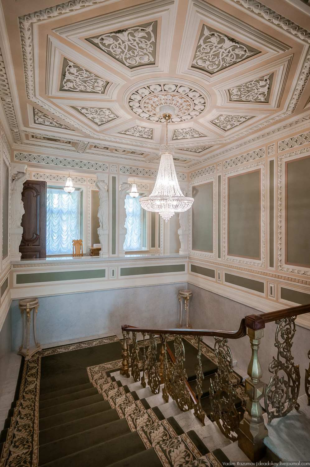 Москва, усадьба Е.И.Васильчиковой - С.А.Оболенского - Н.Ф. фон Мекк, Гоголевский бульвар, 14