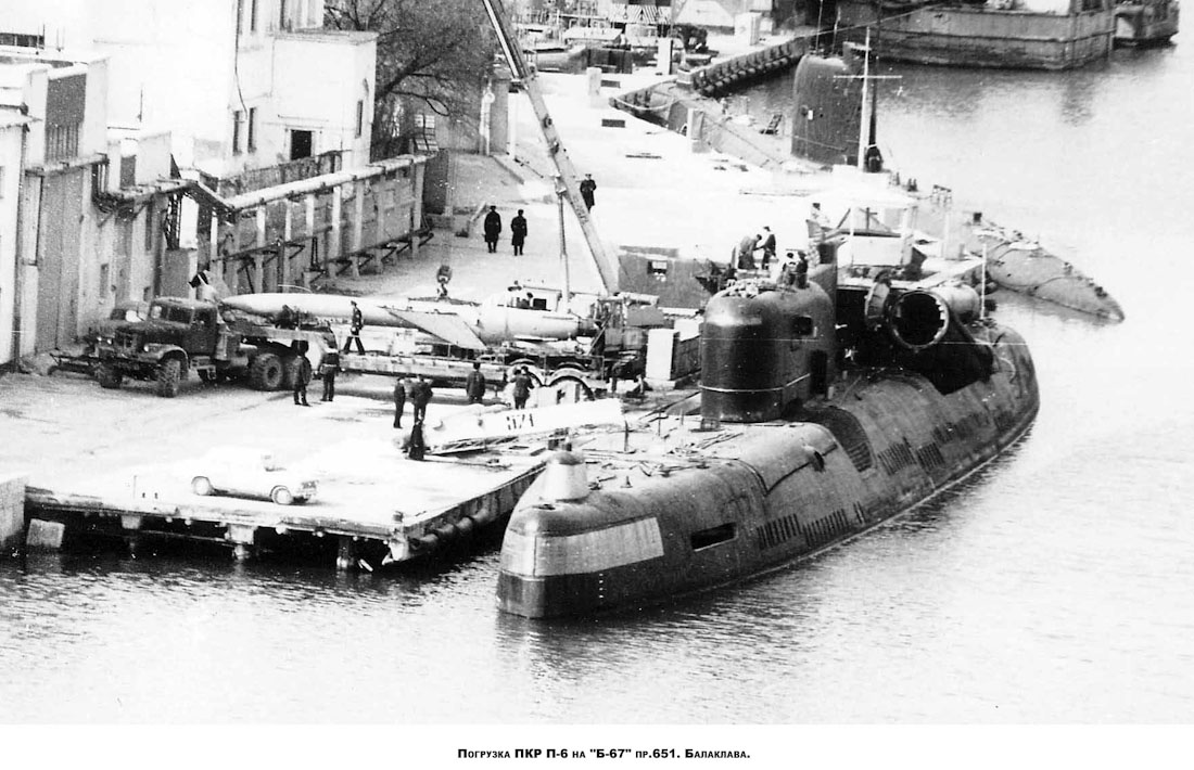 Дайджест по аудиогидам izi.TRAVEL #3. Лучшие пешеходные экскурсии Санкт-Петербурга