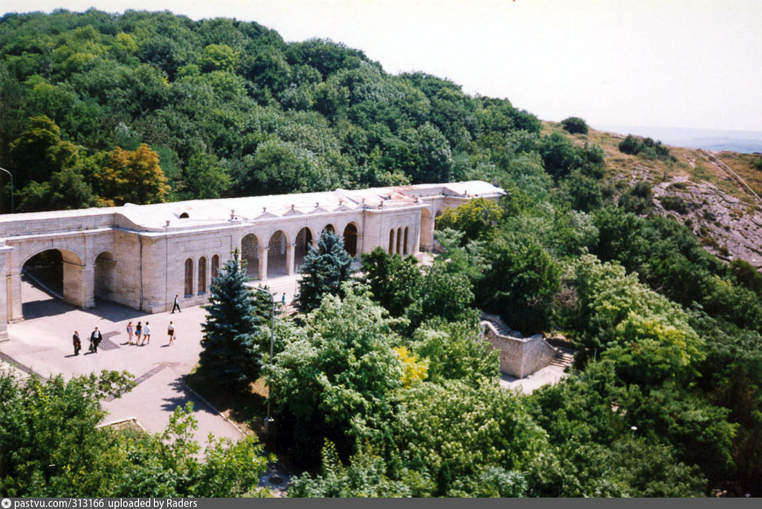 Елизаветинская (Академическая) галерея, г. Пятигорск