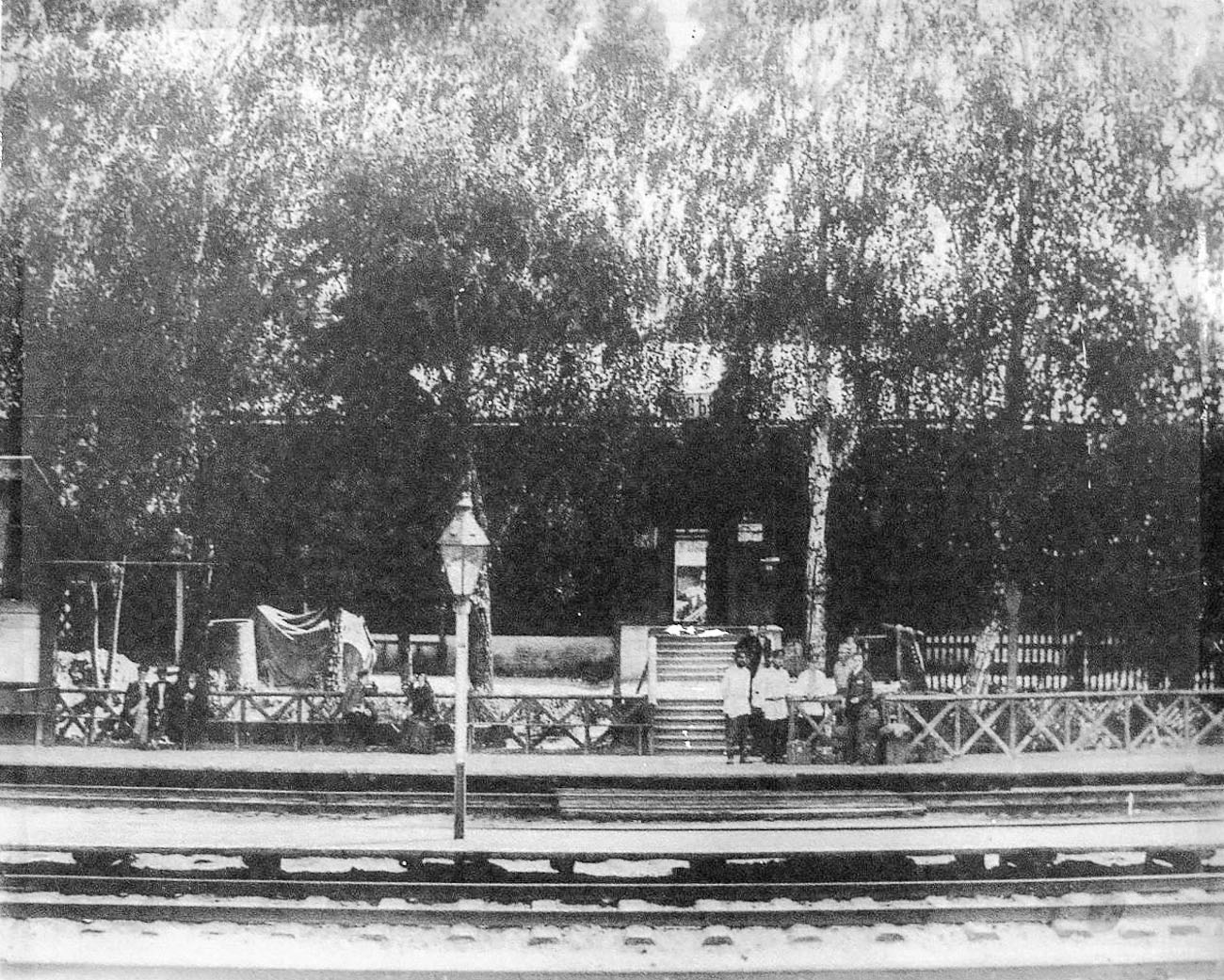 Вокзалы по дороге в Ясную поляну