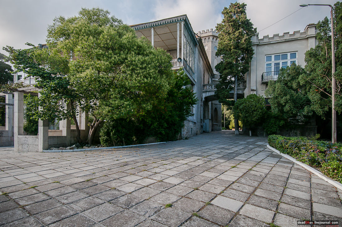 усадьба Романтическая Александрия (Ясная Поляна, Гаспринский дворец в Крыму)