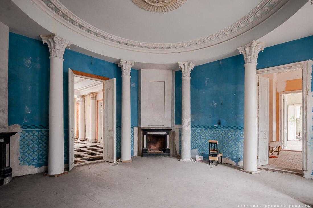 Усадьба Покровское-Стрешнево, интерьеры главного дома, пожар в оранжерее