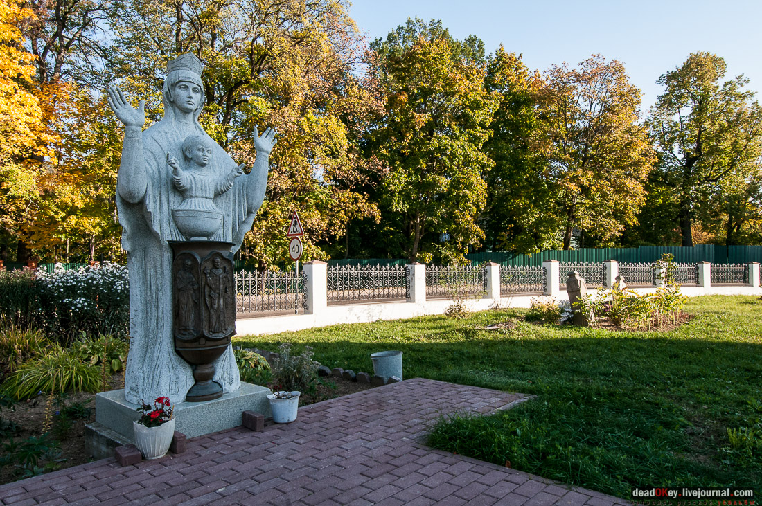 усадьба Ламишино, экспозиция фотографий усадьбоведа Вадима Разумова, посвящённая храму Иконы Божией Матери Казанская на хуторе Ламишино