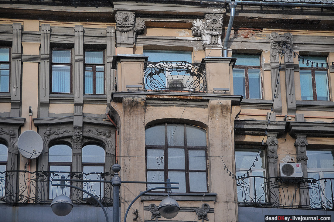 Доходный дом товарищества А. Бахрушина Сыновья, 1900-1901, архитектор К.К. Гиппиус, Тверская ул.12