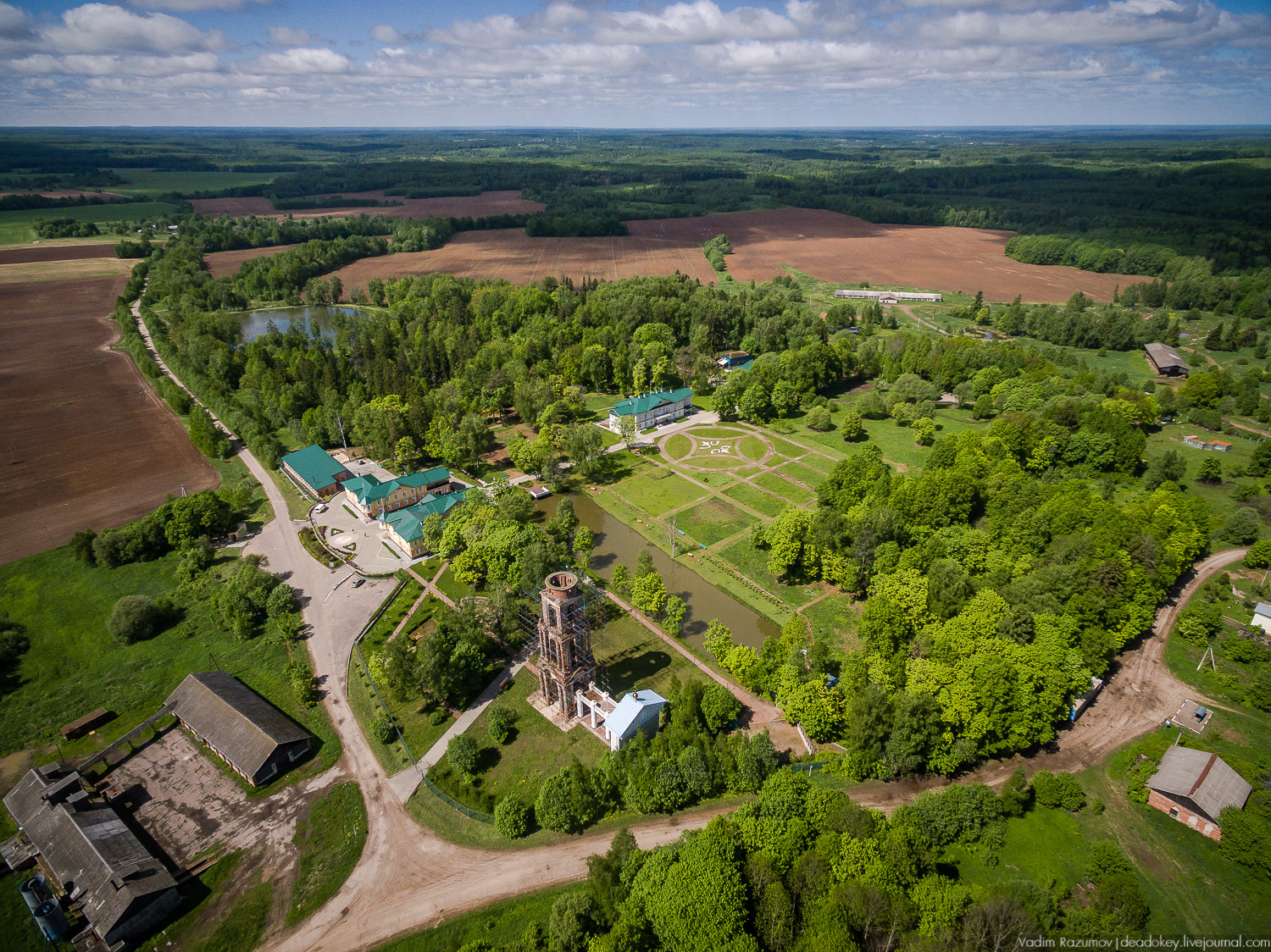 усадьба Воронино с дрона, квадрокоптера, Ярославская область, Ростовский район