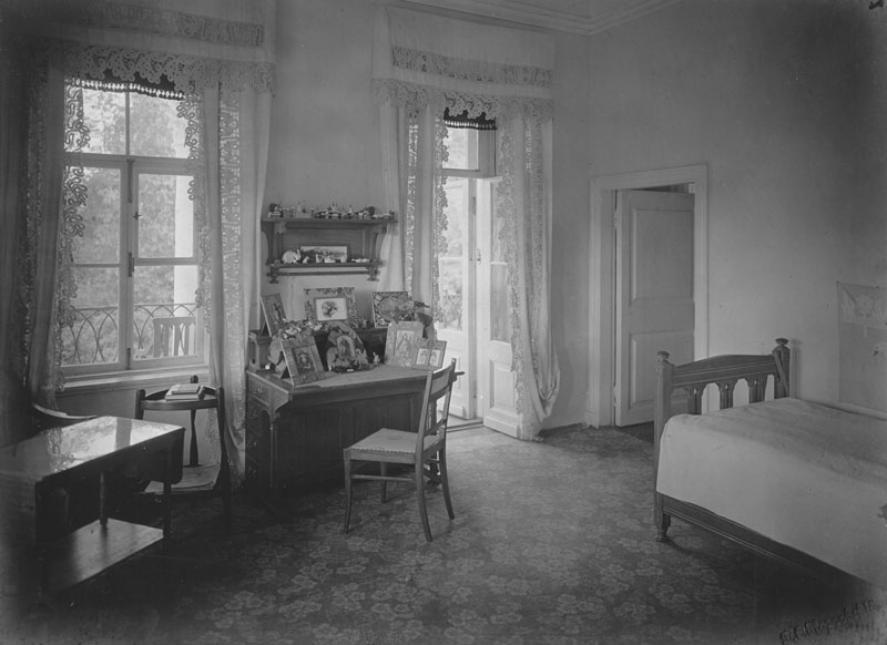 старые фотографии с выставки ОИРУ.