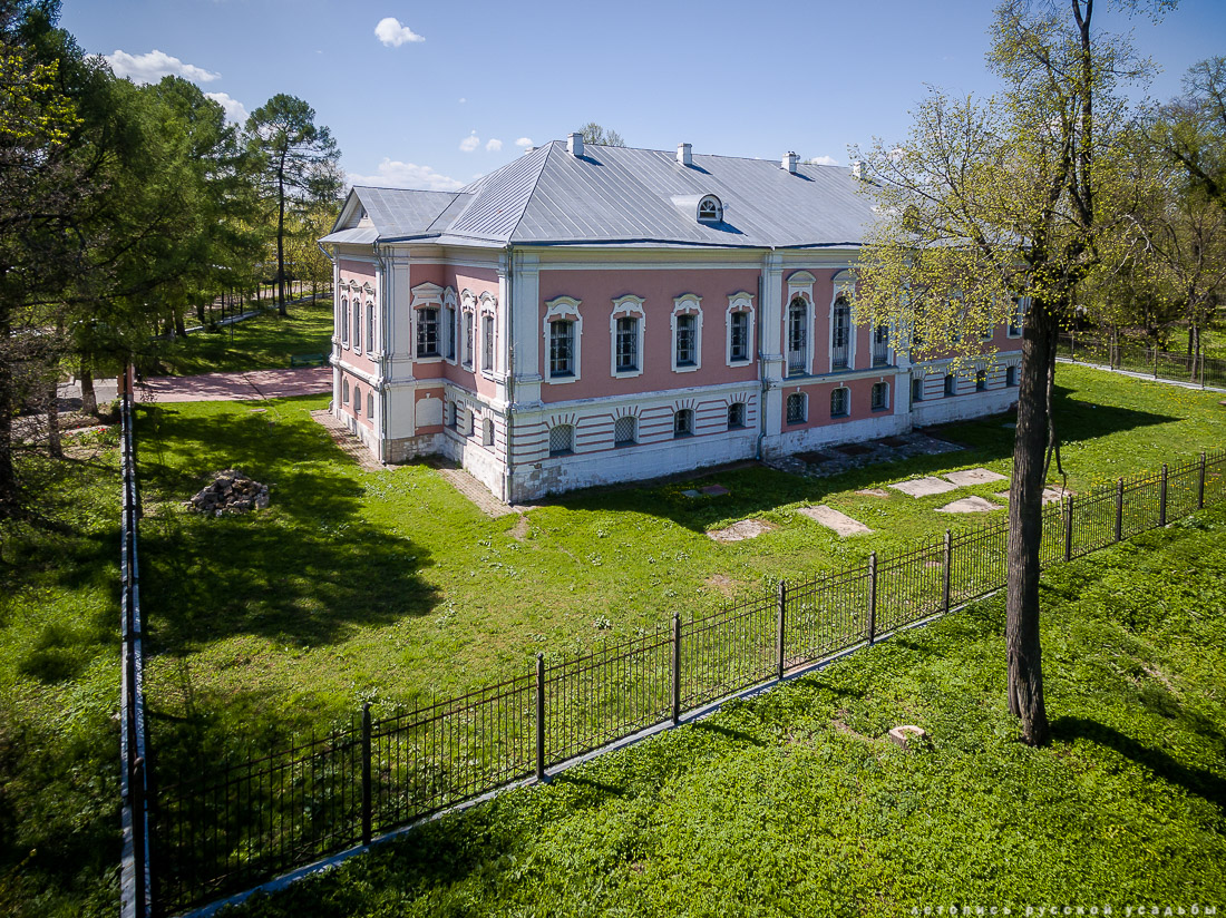 усадьба Лопасня-Зачатьевское