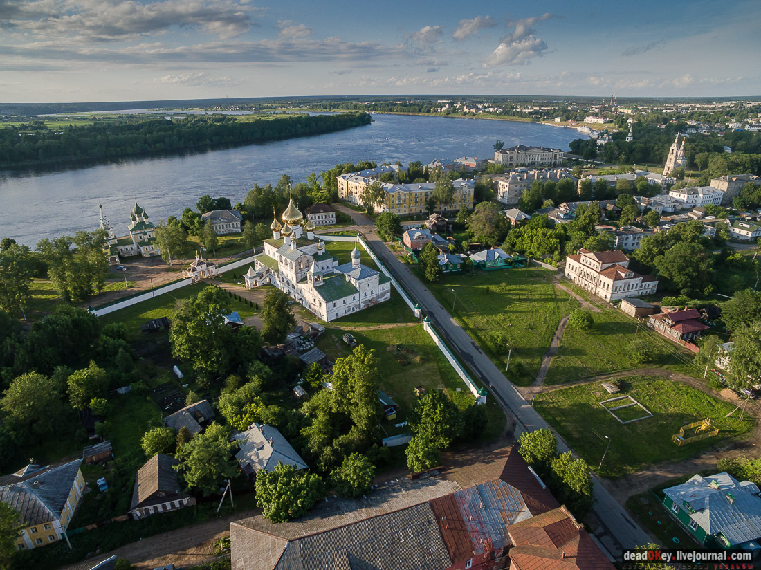 монастыри Углича с квадрокоптера