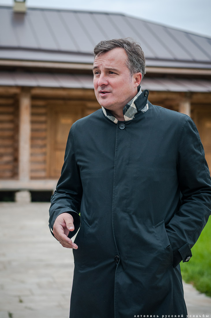 усадьба Скорняково-Архангельское, интервью с Алексеем Шкрапкиным