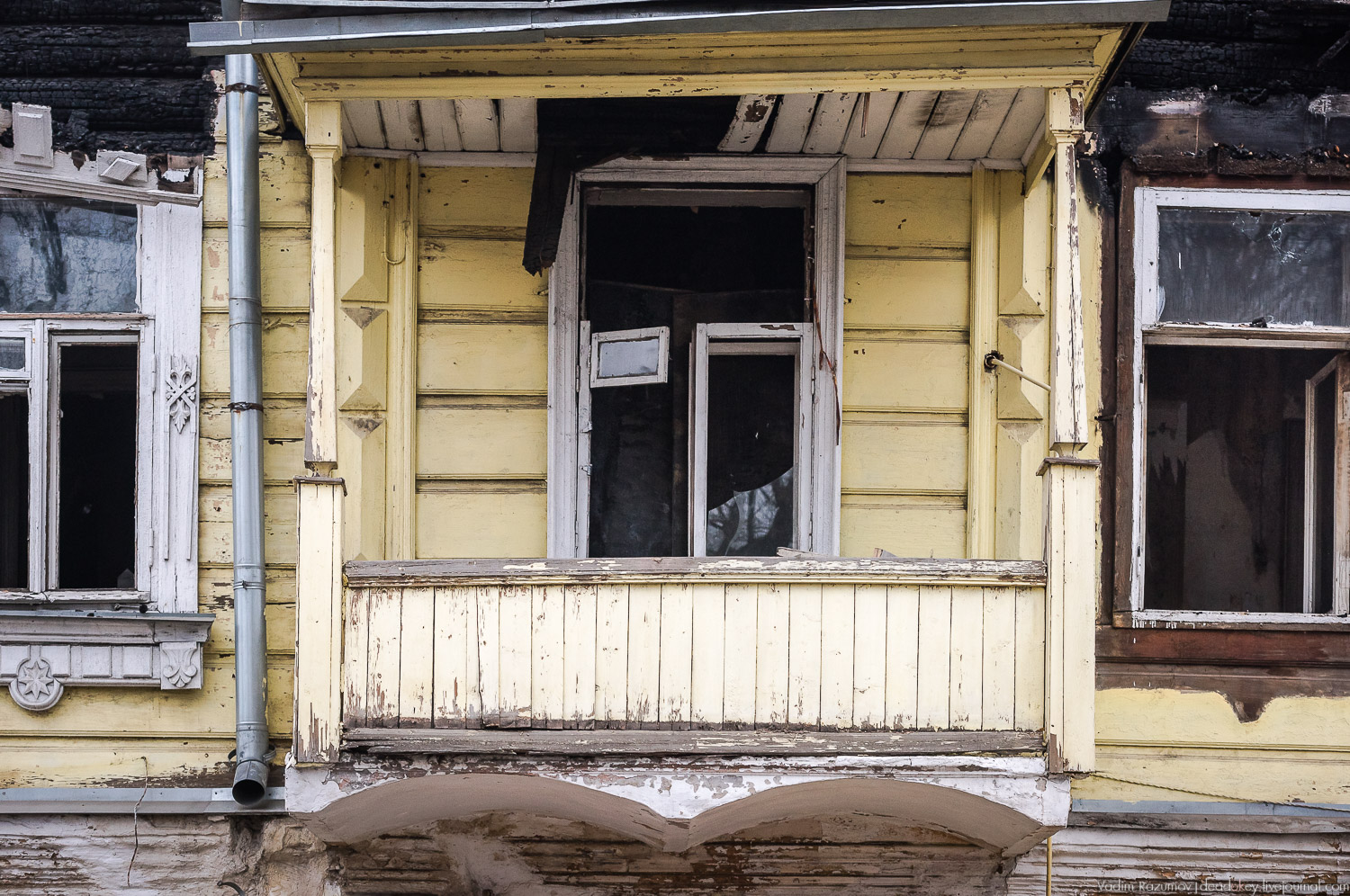 Сергиев Посад, волонтеры спасают дом на Валовой улице