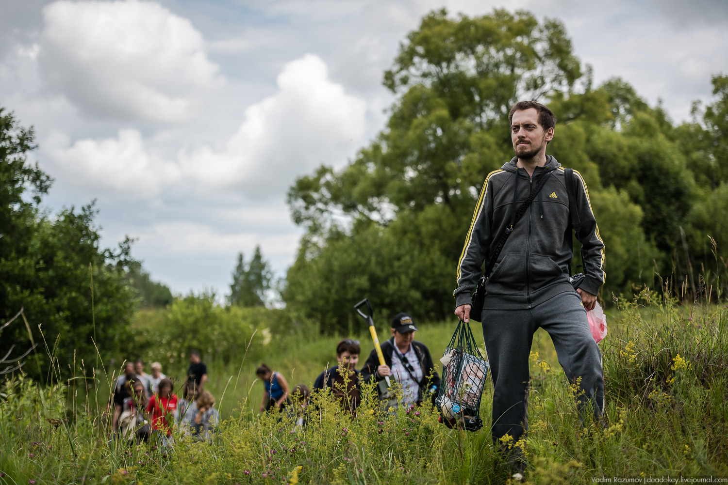 Усадебные волонтеры. Субботник на могиле В.И. Баженова, Старое Глазово, Горки