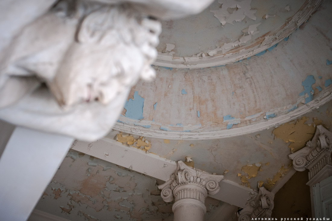 Усадьба Покровское-Стрешнево, интерьеры главного дома, пожар в оранжерее