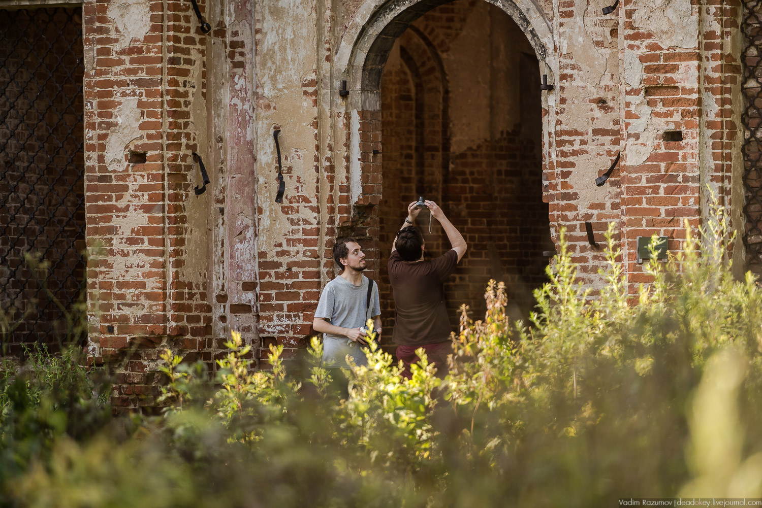 Усадебные волонтеры. Субботник на могиле В.И. Баженова, Старое Глазово, Горки