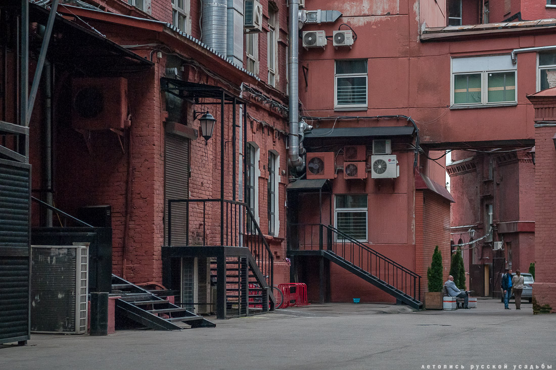 фабрика Красный Октябрь