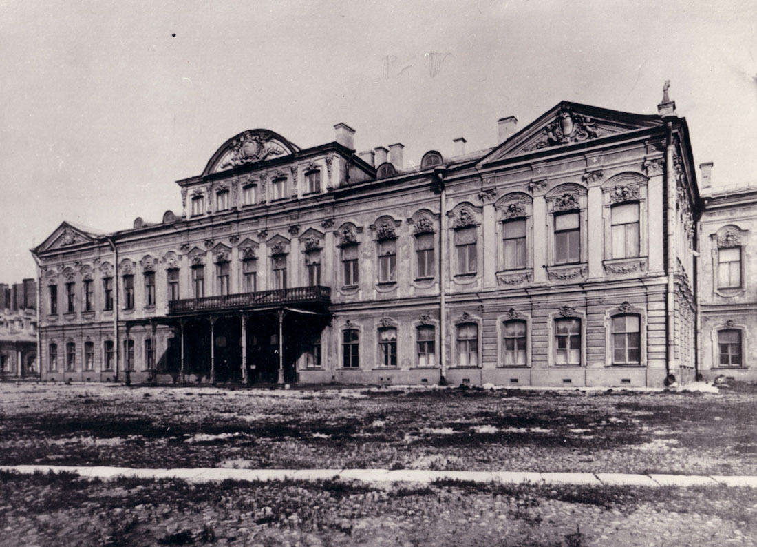 Дайджест по аудиогидам izi.TRAVEL #11. Лучшие гиды по усадьбам