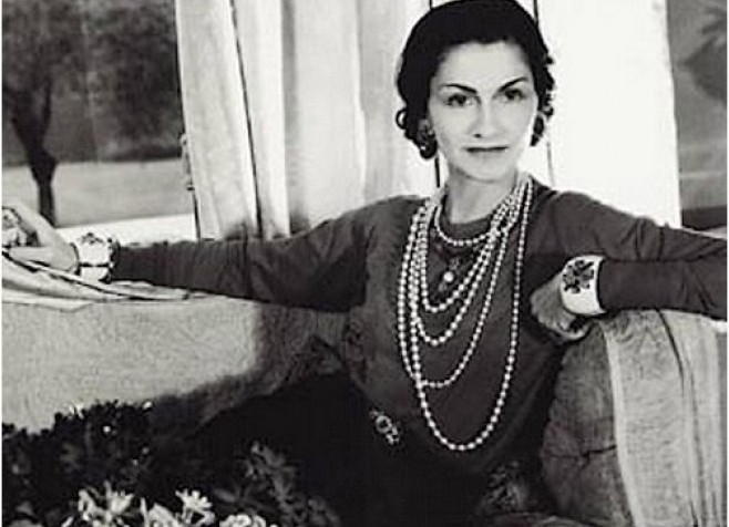 Коко Шанель в шляпке