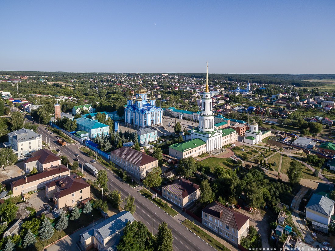 Задонск, Задонский Рождество-Богородицкий мужской монастырь с квадрокоптера, Липецкая область