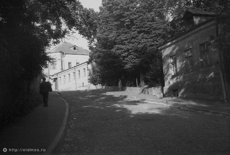 Городская усадьба И.В. Милюкова - Шапкиных - В.П. Щукина - М.Ф. Михайлова , 1-й Котельнический пер., д.3