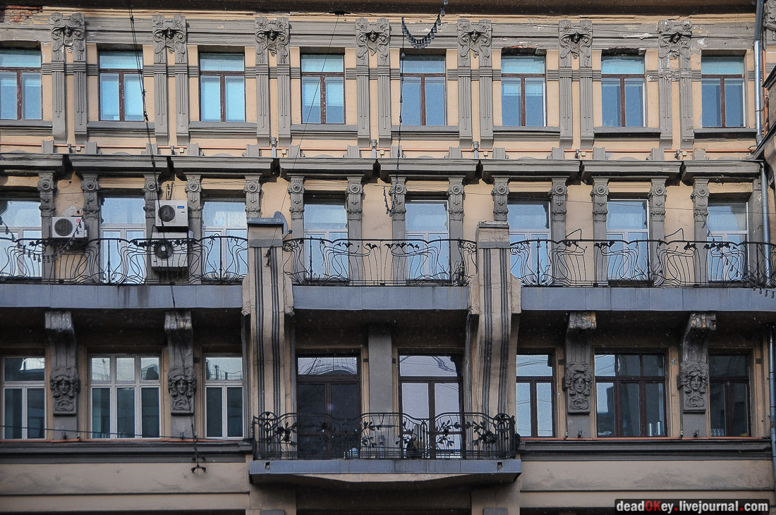 Доходный дом товарищества А. Бахрушина Сыновья, 1900-1901, архитектор К.К. Гиппиус, Тверская ул.12