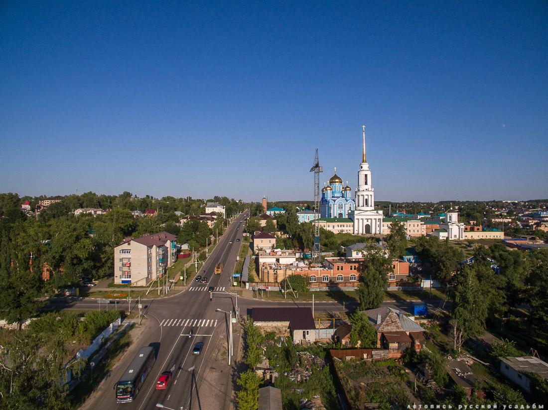 Задонск, Задонский Рождество-Богородицкий мужской монастырь с квадрокоптера, Липецкая область