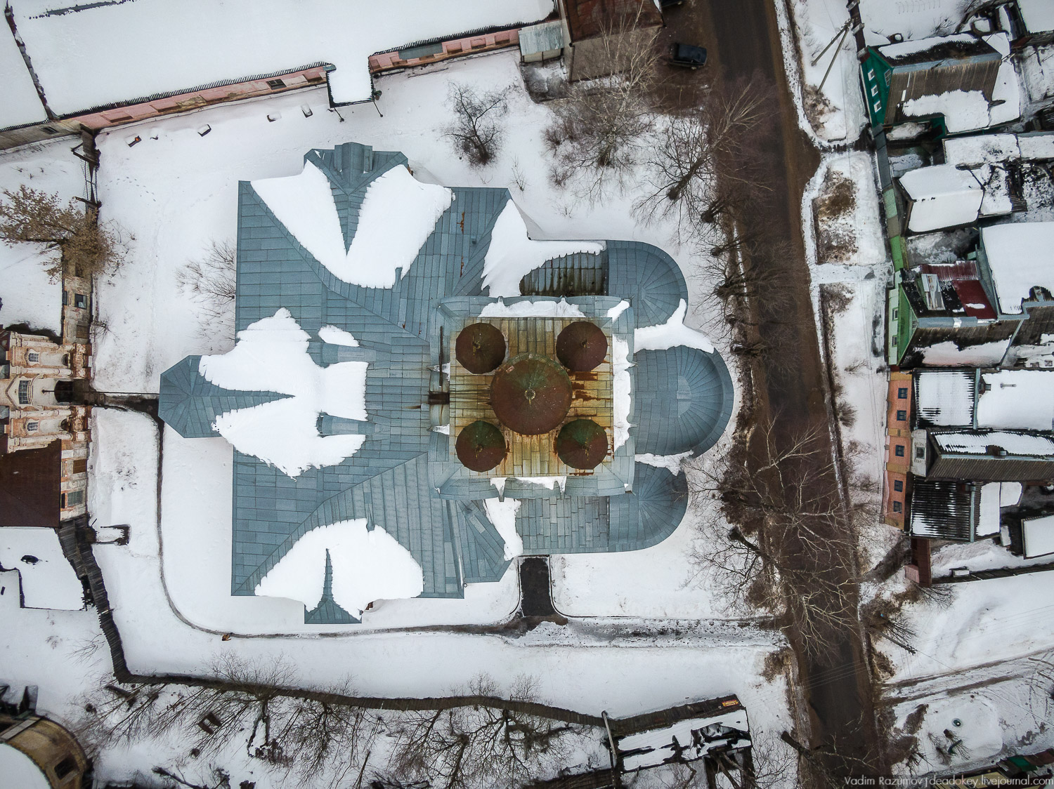 Осташков, Троицкий монастырь