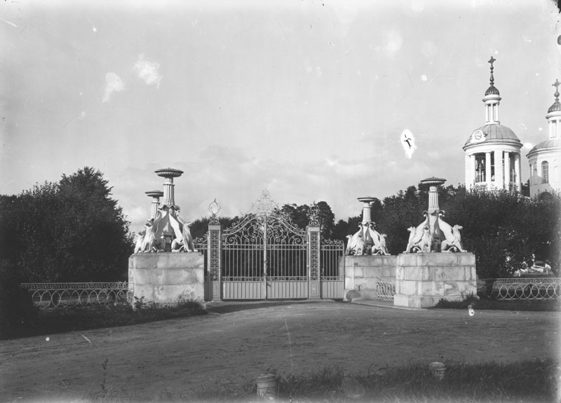 старые фотографии с выставки ОИРУ.