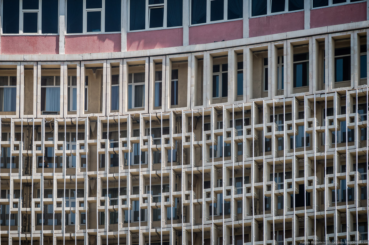 Узбекистан, гостиница Узбекистан, 1974. Архитекторы И. А. Мерпорт, Л. И. Ершова, В. С. Рощупкин, советский модернизм