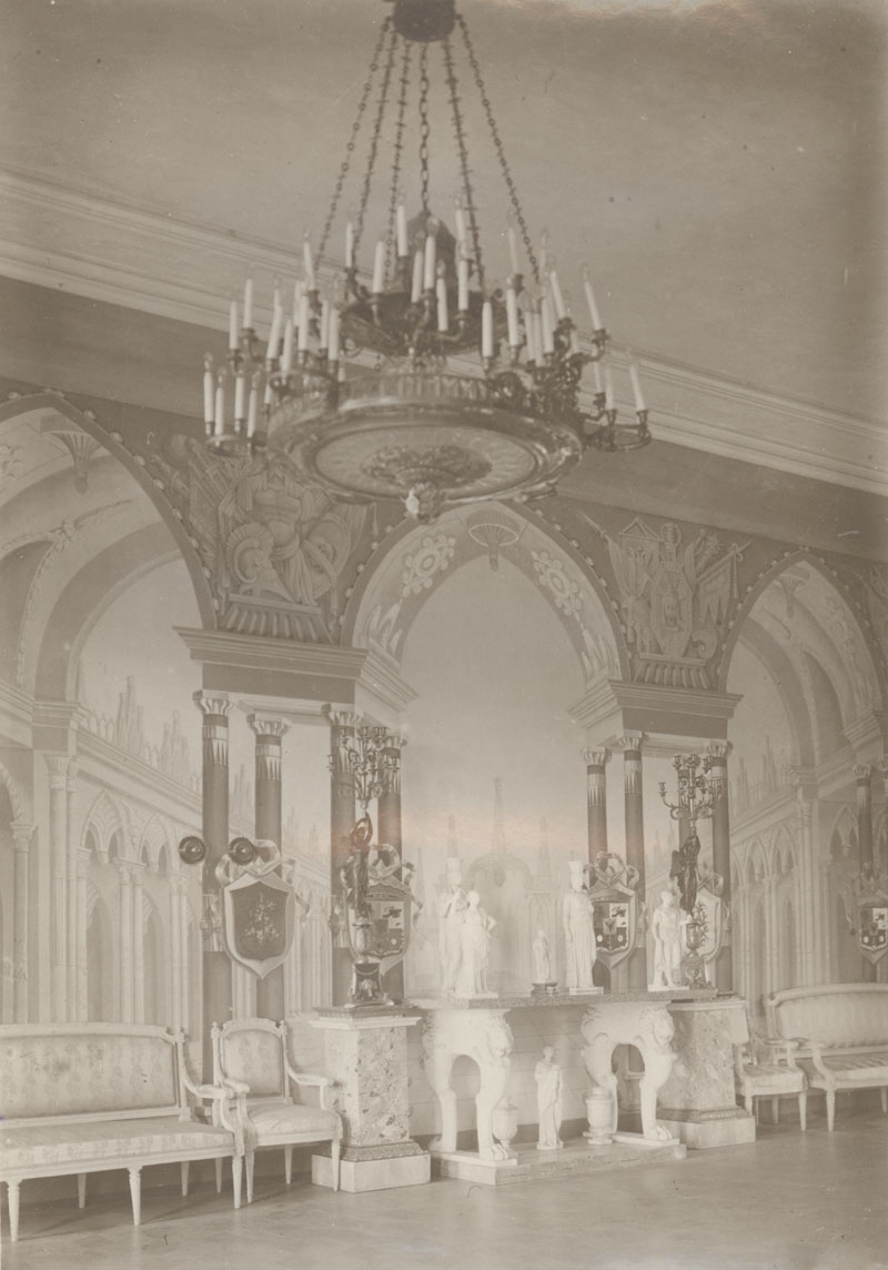 старые фотографии с выставки ОИРУ.