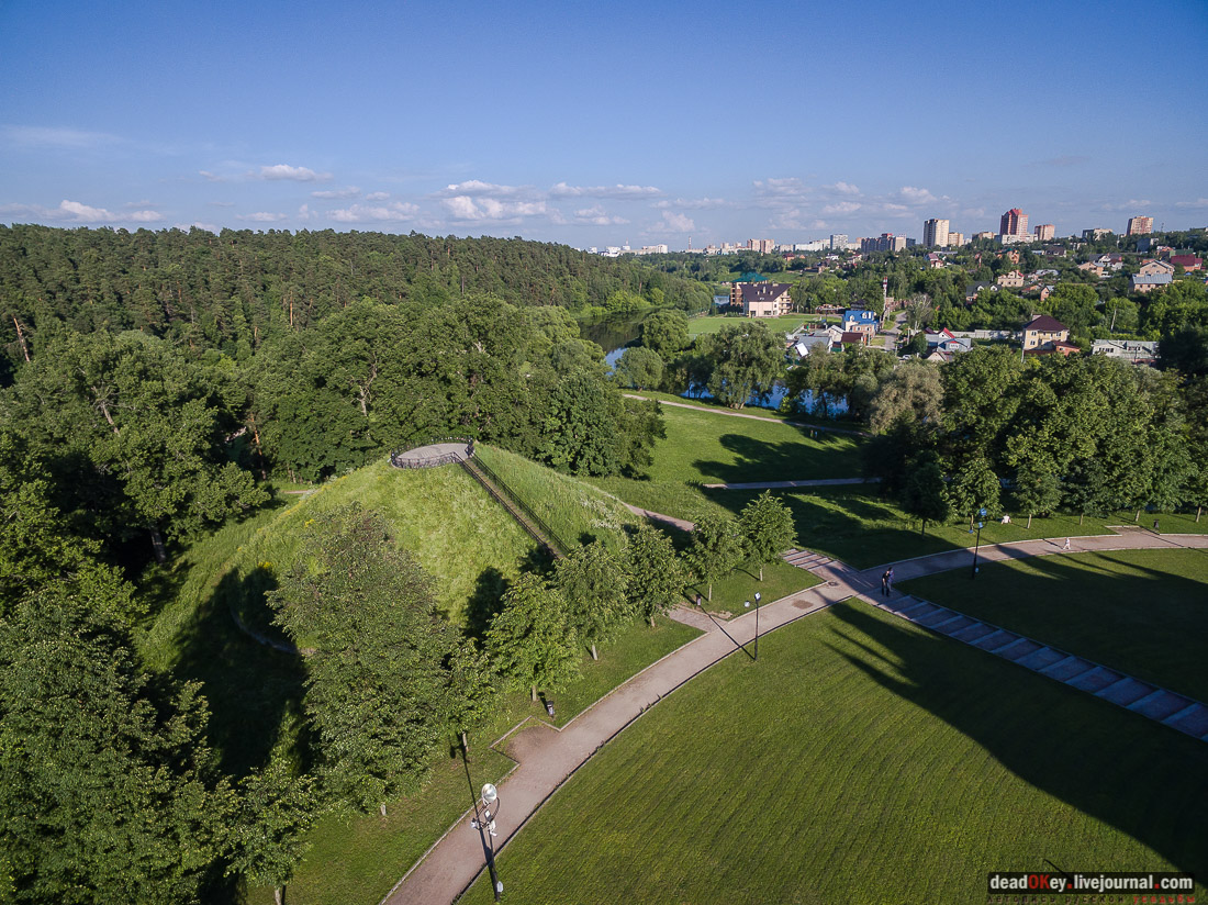 усадьба Дубровицы, Знаменская церковь с квадрокоптера